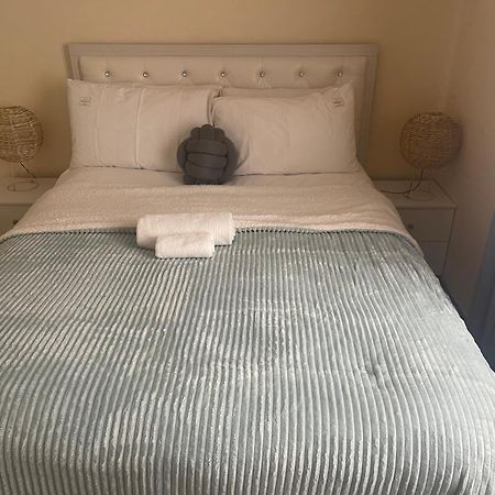 Ferienwohnung @Jackie'S Avondale 2 Bed Flat At Harrow Court Harare Exterior foto