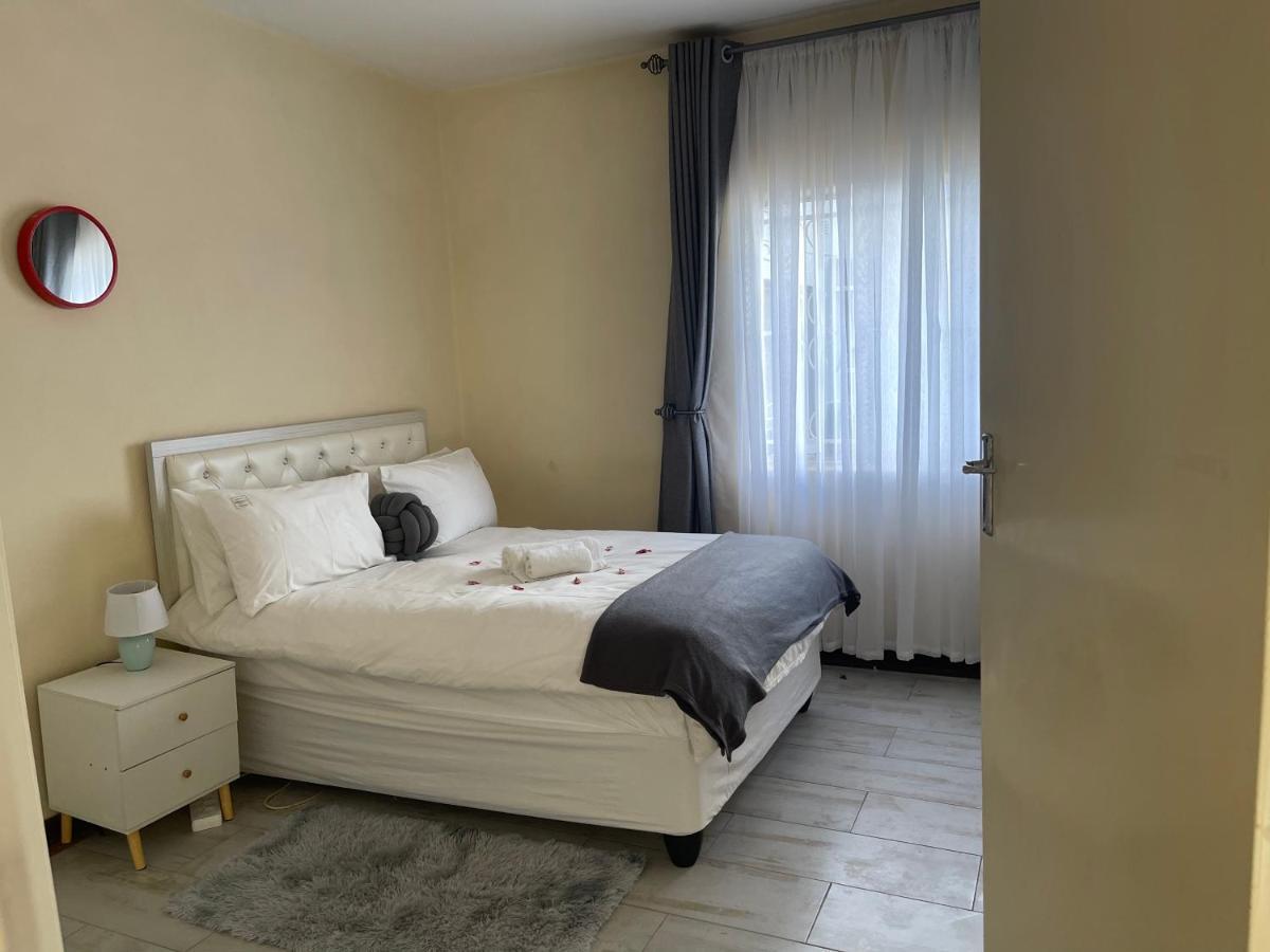 Ferienwohnung @Jackie'S Avondale 2 Bed Flat At Harrow Court Harare Exterior foto