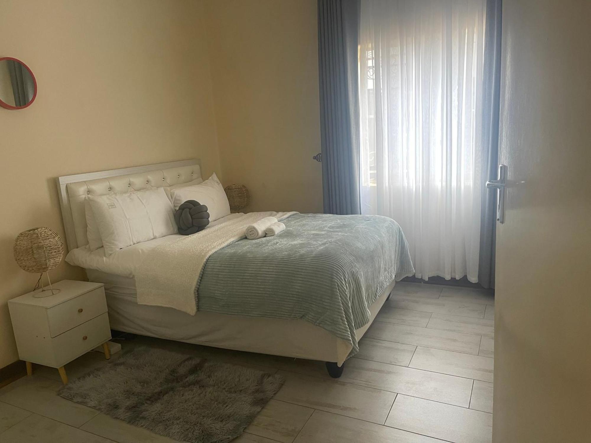 Ferienwohnung @Jackie'S Avondale 2 Bed Flat At Harrow Court Harare Exterior foto